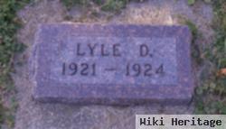 Lyle D Rutten