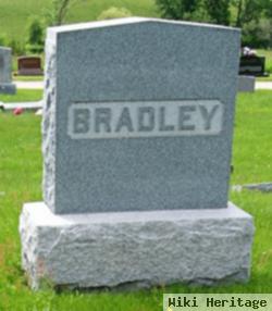 Dale Troy Bradley