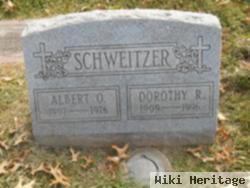 Dorothy R Schweitzer