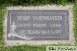 Henry Vandenakker