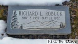 Richard L Robuck