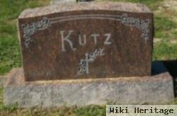 Walter Edwin "walt" Kutz