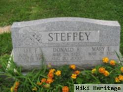 Lee F Steffey