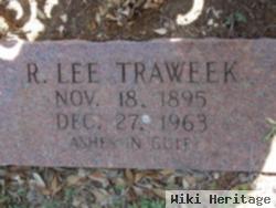 R. Lee Traweek