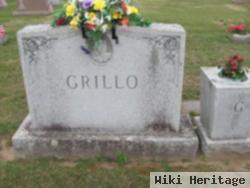 Louise Grills Grillo