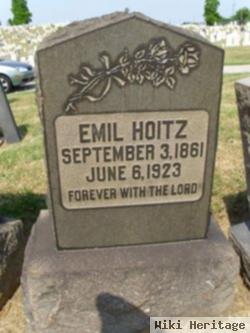 Emil Hoitz