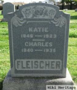 "katie" Petrie Fleischer