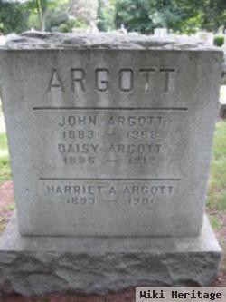 Daisy Argott