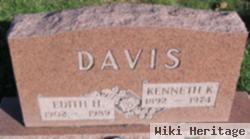 Kenneth K Davis