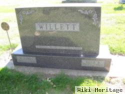 W. James "jim" Willett