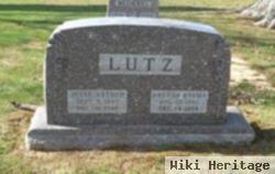 Jesse Arthur Lutz