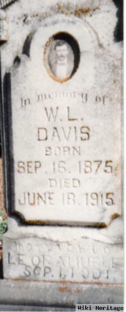 W. L. Davis