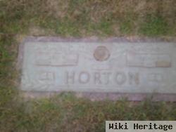 Deo W. Horton