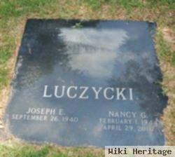 Nancy G Luczycki