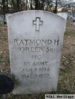 Pfc Raymond H Green, Sr