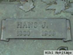 Hans J Scott