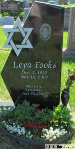 Leya Fooks