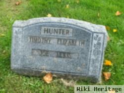 Elizabeth Hunter