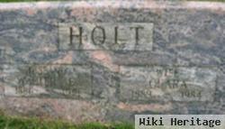 Clara Holt