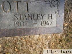 Stanley H Elliott