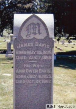 Pvt James Davis