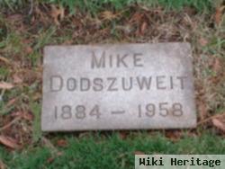 Mike Dodszuweit