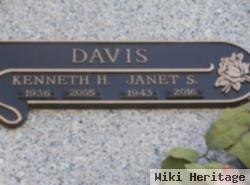 Janet "sue" Aders Davis