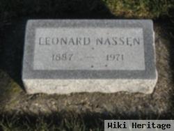 Leonard B Nassen