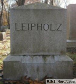 Louise "mother" Leipholz