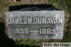 James W Dunavan