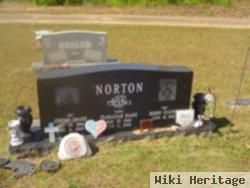 Tearasiar Diane "tracie" Crews Norton