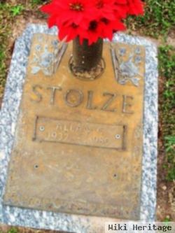 Allan C Stolze