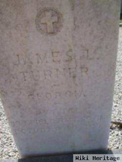 Pvt James L Turner