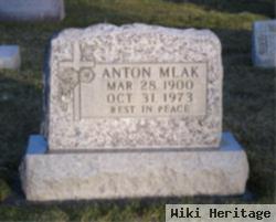 Anton Mlak