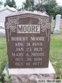 Robert William Moore