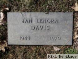 Jan Lenora Davis