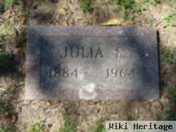 Julia Syverina Ulness Olson