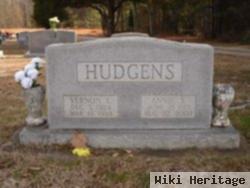 Vernon L Hudgens