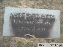 Nannie Kerr Black Booth