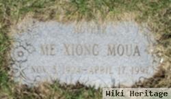 Me Xiong Moua