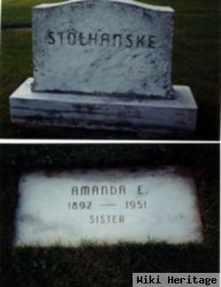 Amanda E. "manda" Stolhanske