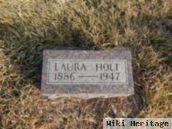 Laura Holt