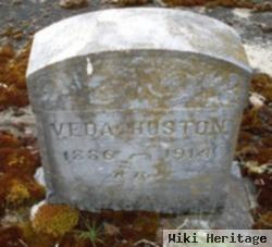 Veda Huston