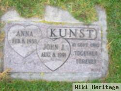 Anna "ann" Kuchac Kunst