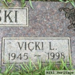 Vicki L Koscielski