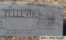 Viola B Tellevik