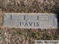 Elizabeth E Davis