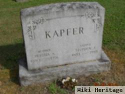 Stephen J Kapfer