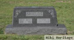 Arley Bryan Shields