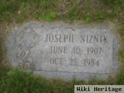 Joseph Niznik